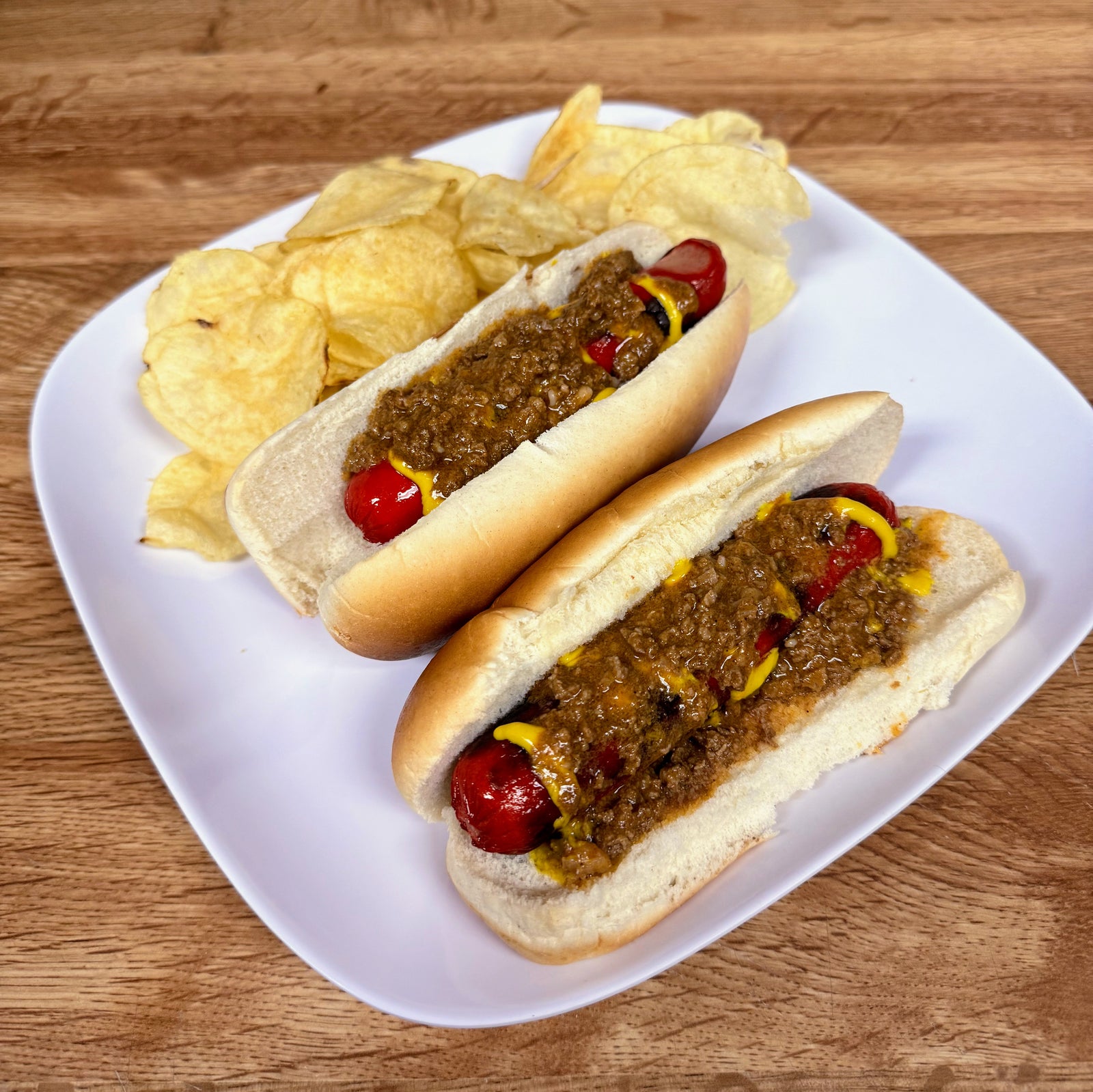 Bright Leaf Chili Dogs